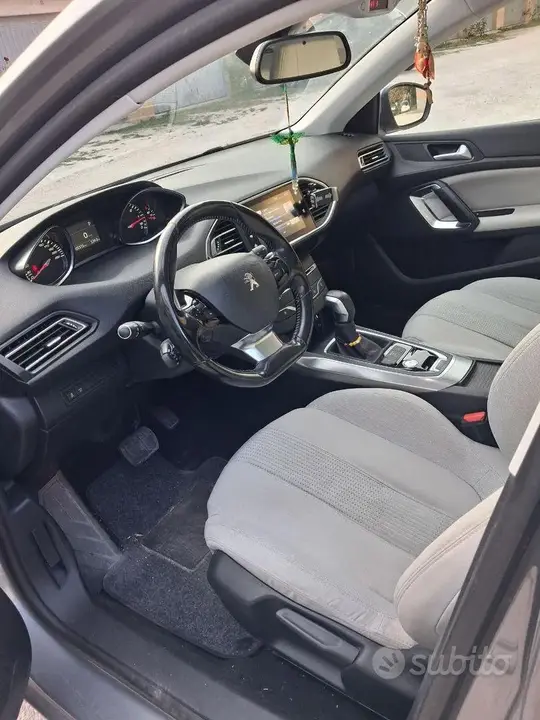 Peugeot 308 2016 photo 4