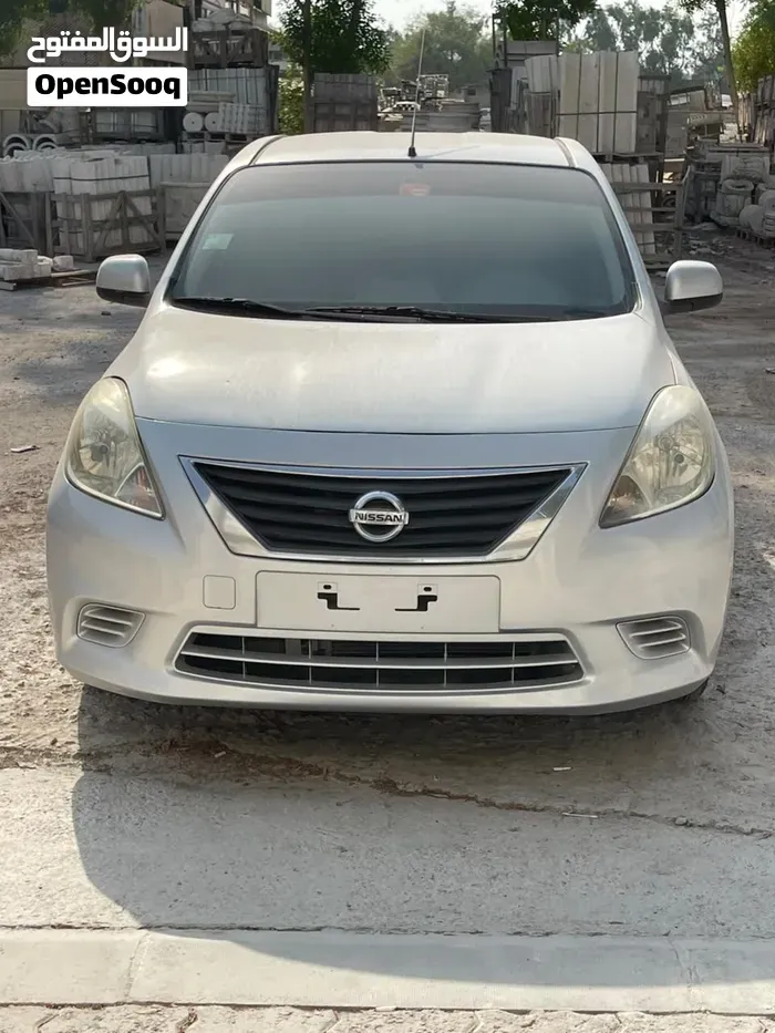 Nissan Sunny 2014 photo 2
