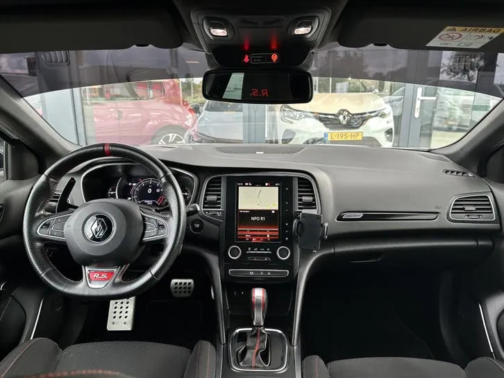 Renault Megane 2018 photo 3