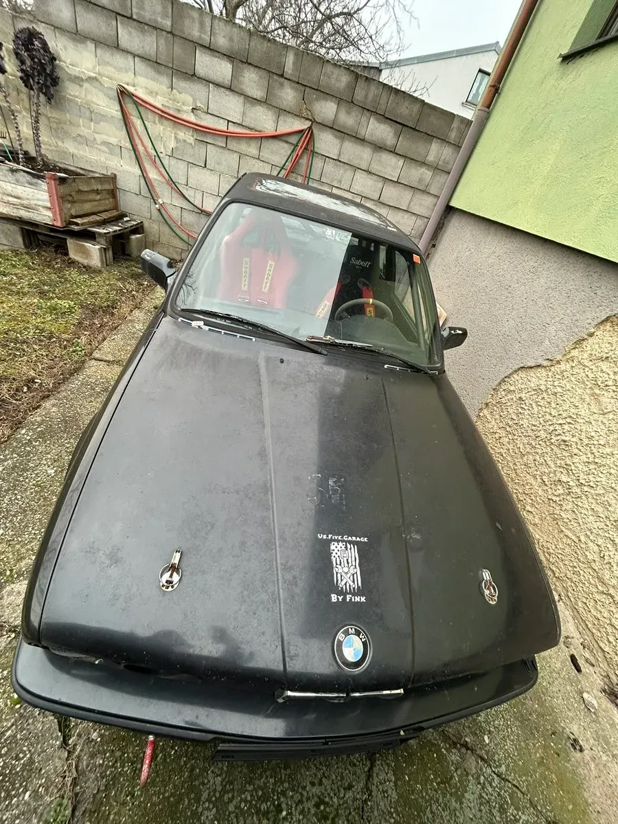 BMW 3 Series 1990 photo 3
