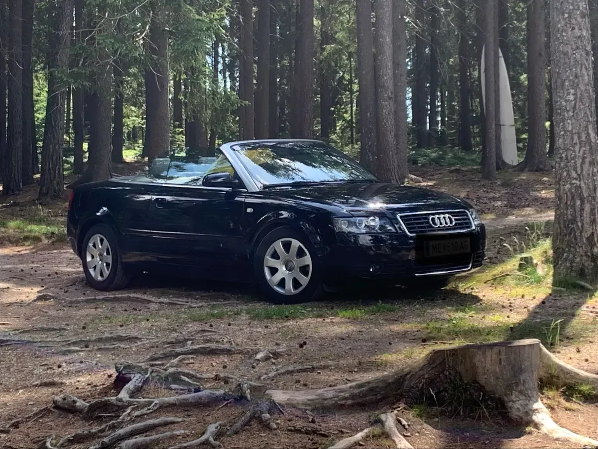 Audi A4 2002 photo 2