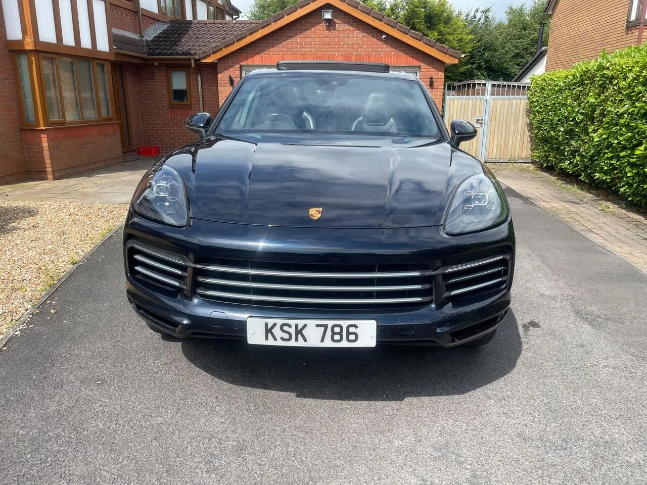 Porsche Cayenne 2021 photo 2