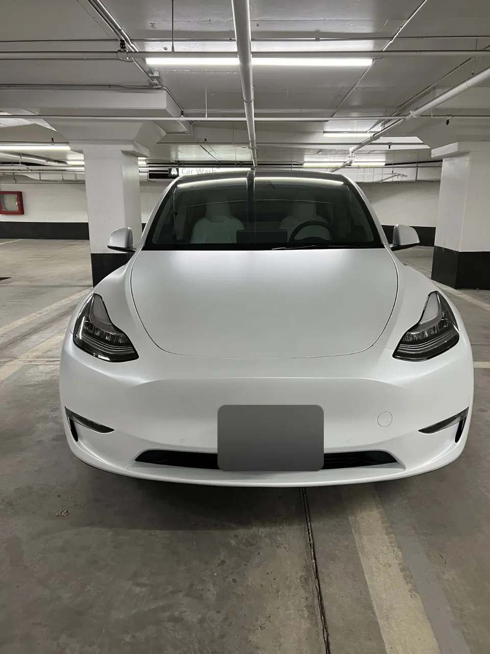Tesla Model Y 2022 photo 2