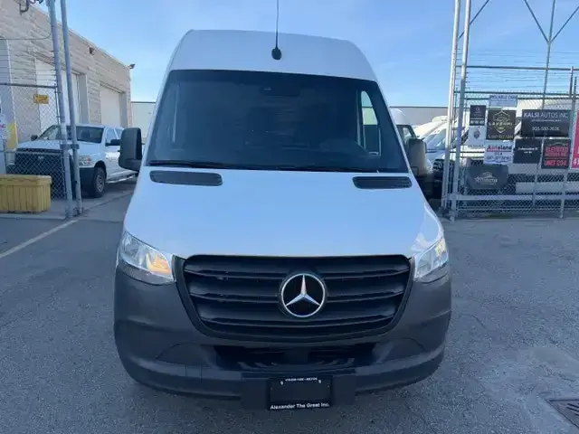 Mercedes-Benz Sprinter 2021 photo 3