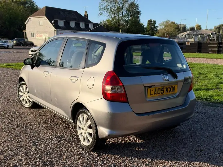Honda Jazz 2005 photo 5