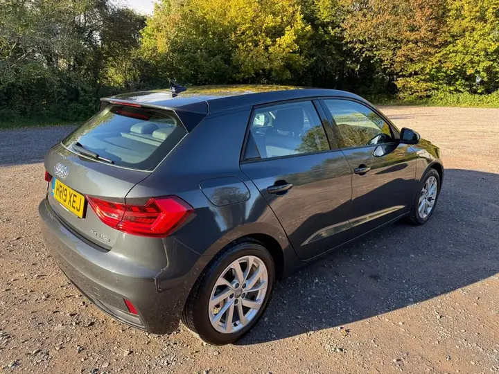 Audi A1 2019 photo 3