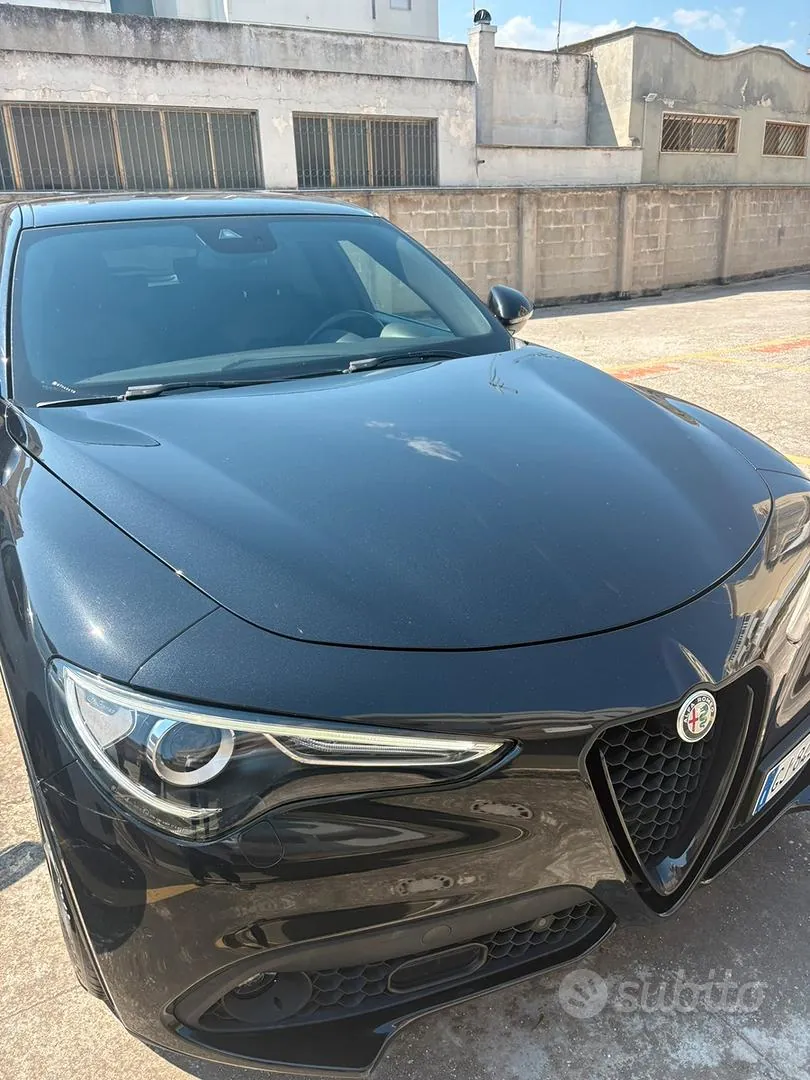 Alfa Romeo Stelvio 2022 photo 2