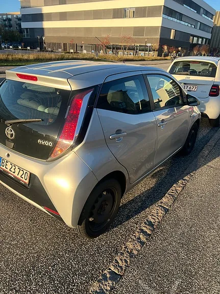 Toyota Aygo 2015 photo 4