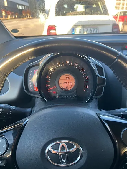 Toyota Aygo 2015 photo 3