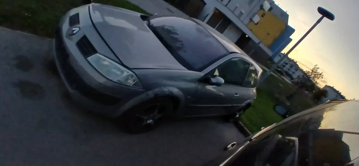 Renault Megane 2004 photo 2