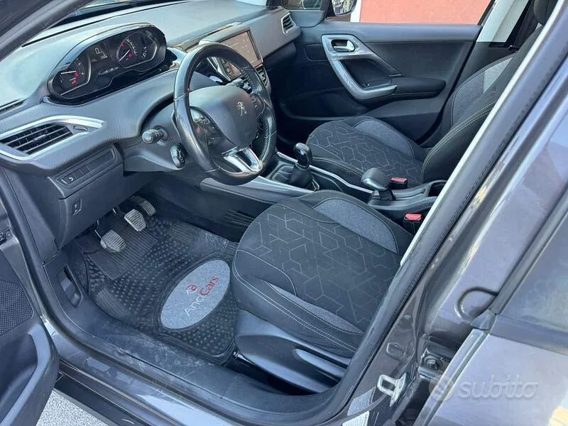 Peugeot 2008 2018 photo 5