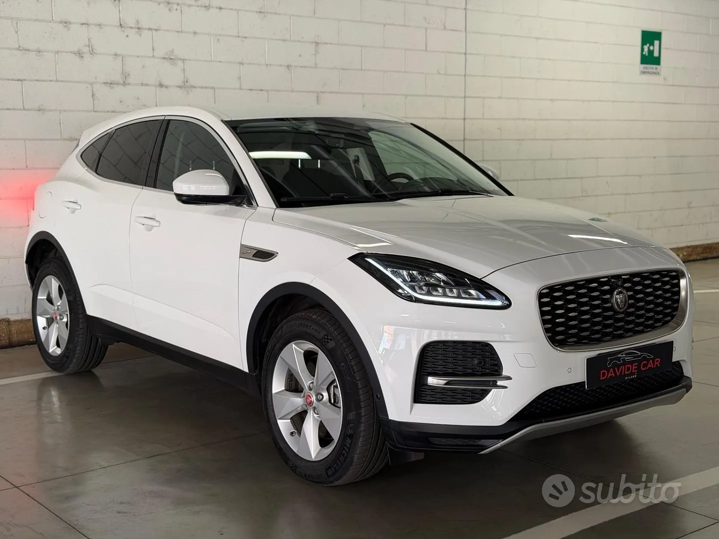 Jaguar E-Pace 2021 photo 4