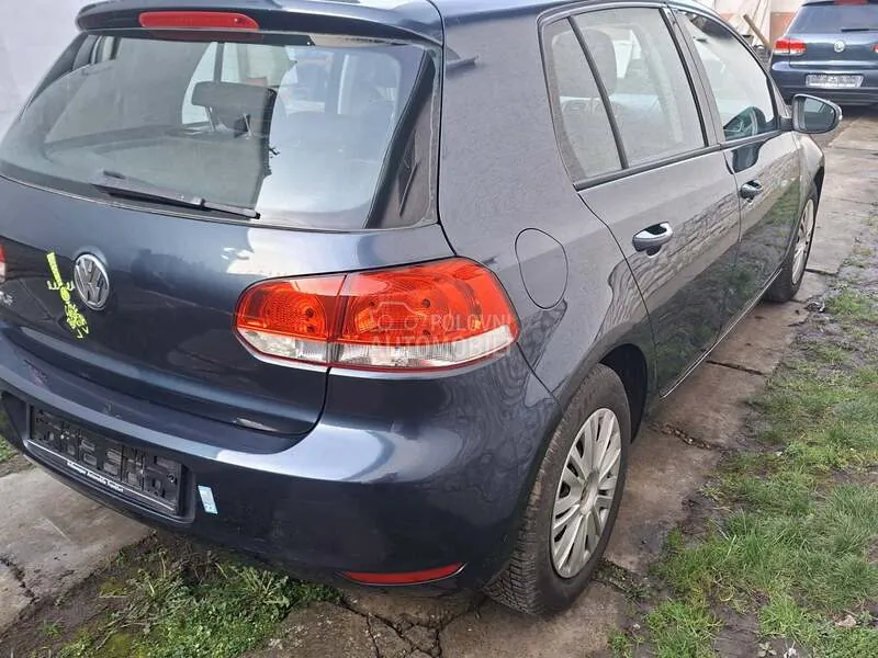 Volkswagen Golf 2009 photo 4