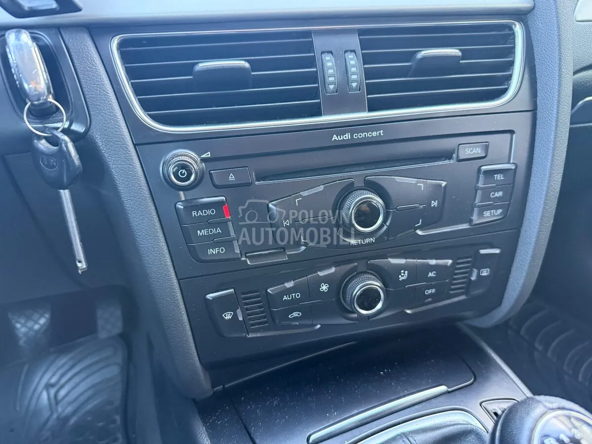 Audi A4 2011 photo 5
