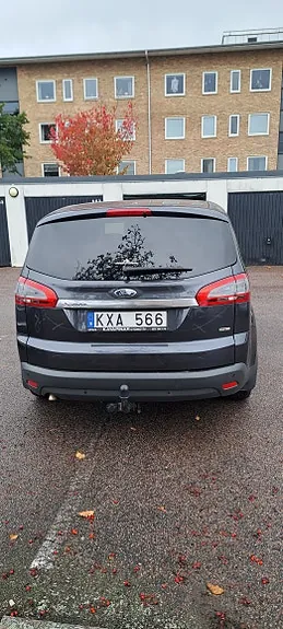 Ford S-Max 2011 photo 4