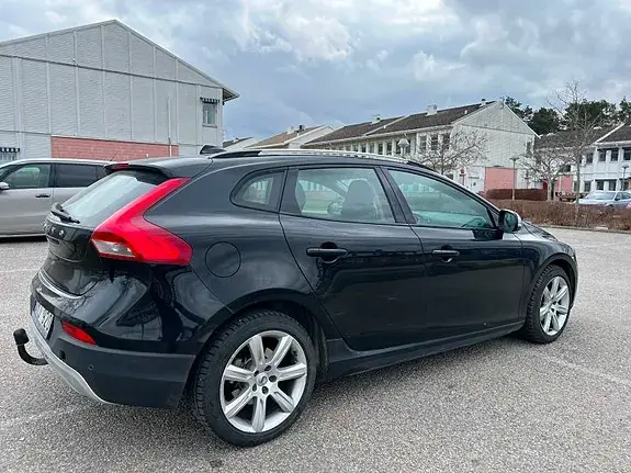Volvo V40 Cross Country 2014 photo 3