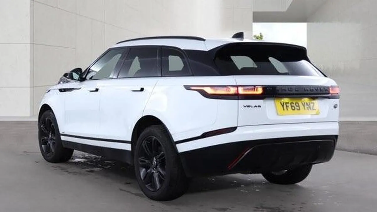 Land Rover Range Rover Velar 2020 photo 3