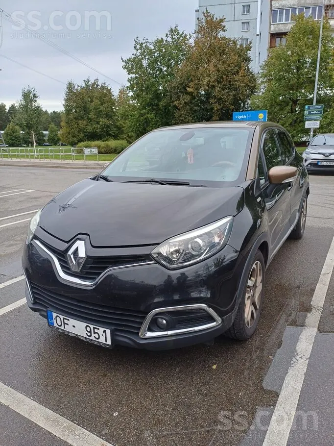 Renault Captur 2015 photo 2