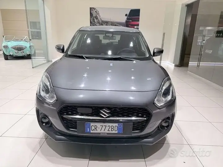 Suzuki Swift 2023 photo 3