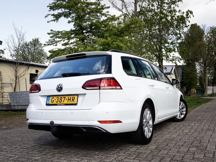 Volkswagen Golf Variant 2019 photo 2