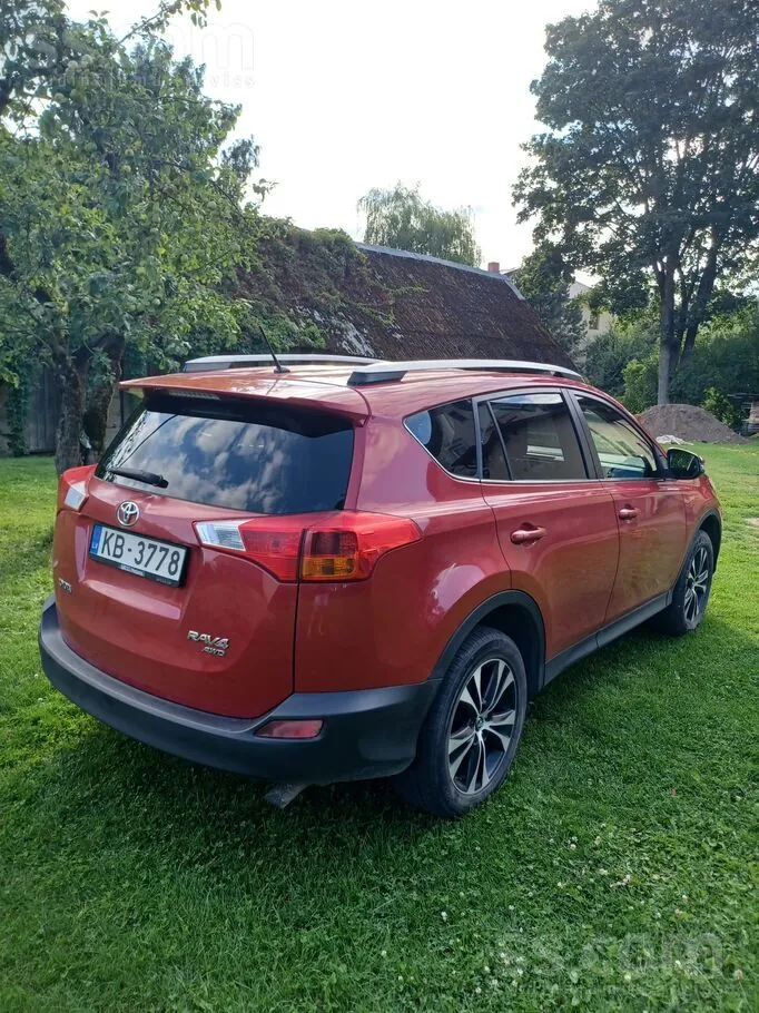 Toyota Rav4 2015 photo 3