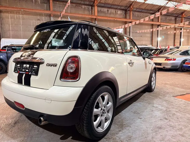 Mini One 2009 photo 5