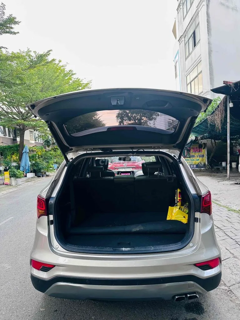 Hyundai Santa Fe 2017 photo 5