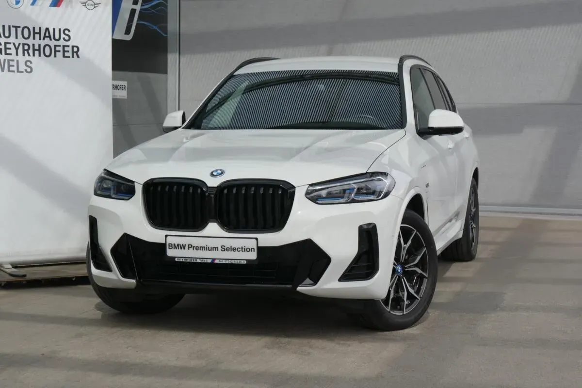 BMW X3 2022 photo 2
