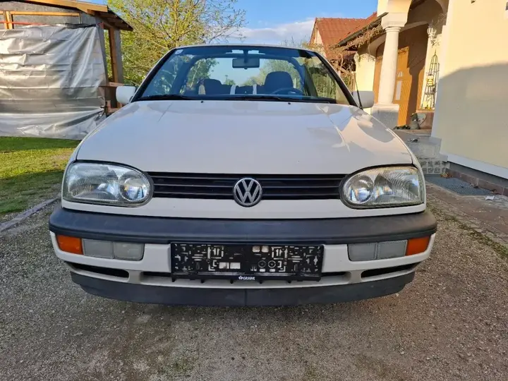 Volkswagen Golf 1995 photo 2