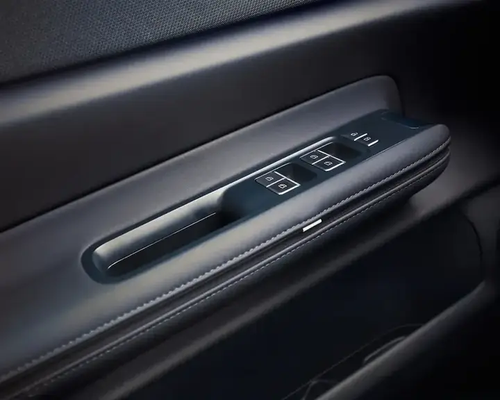 Polestar 4 2026 photo 4