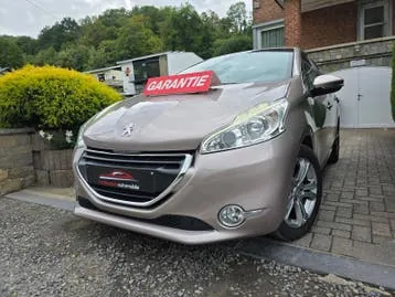 Peugeot 208 2015 photo 3