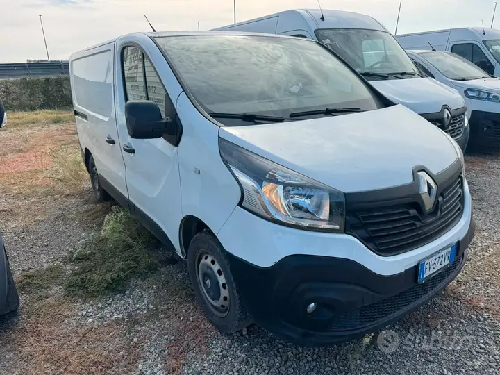 Renault Master 2013 photo 4