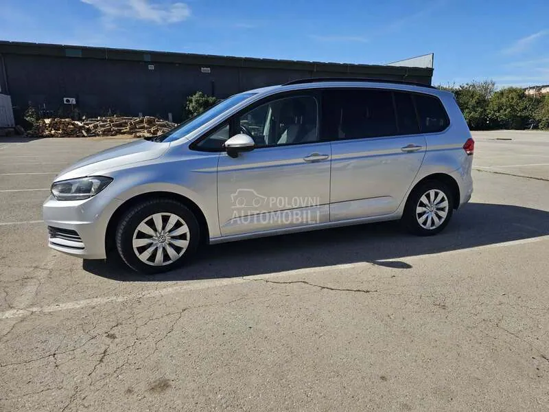 Volkswagen Touran 2016 photo 5