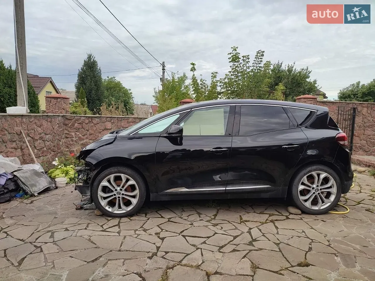 Renault Scenic 2018 photo 2