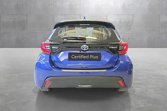 Toyota Yaris 2023 photo 4