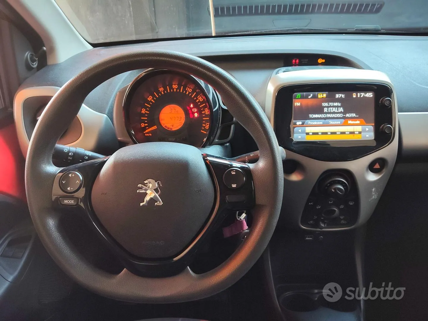 Peugeot 108 2015 photo 4