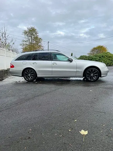 Mercedes-Benz E 220 D