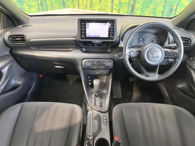 Toyota Yaris X 2021 photo 2
