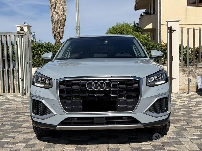 Audi Q2 2023 photo 2