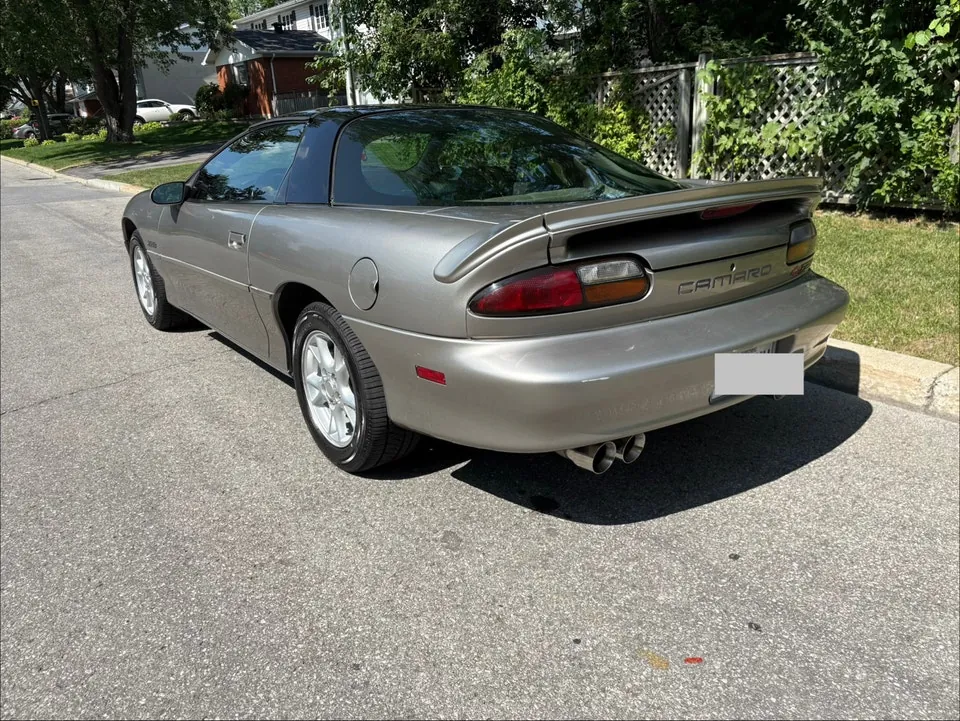Chevrolet Camaro 2002 photo 2
