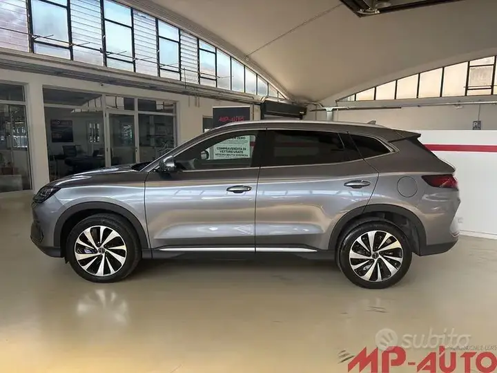 BYD Seal U 2025 photo 5