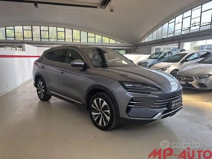 BYD Seal U 2025 photo 2