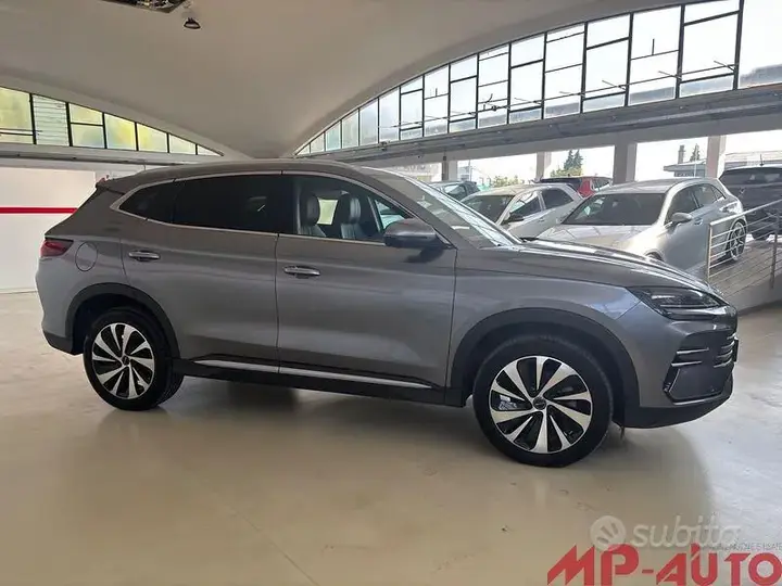 BYD Seal U 2025 photo 4