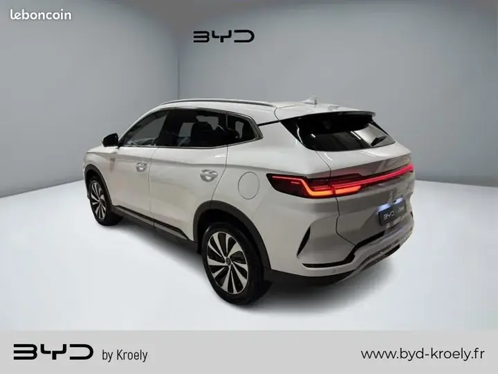BYD Seal U 2025 photo 3