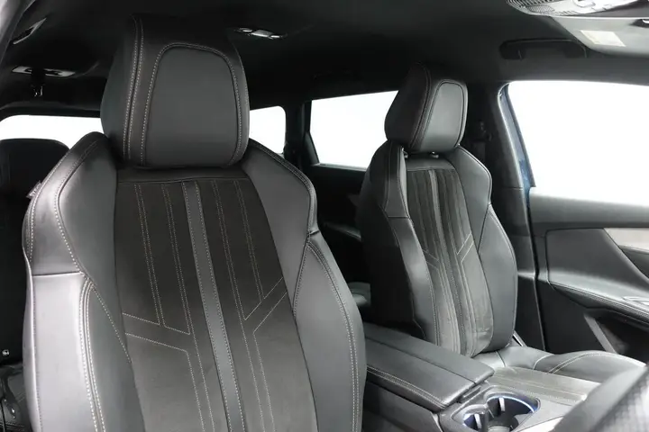 Peugeot 5008 2021 photo 3