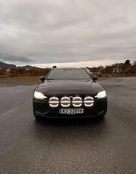 Volvo V60 2021 photo 2