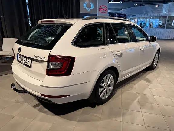 Skoda Octavia 2020 photo 4