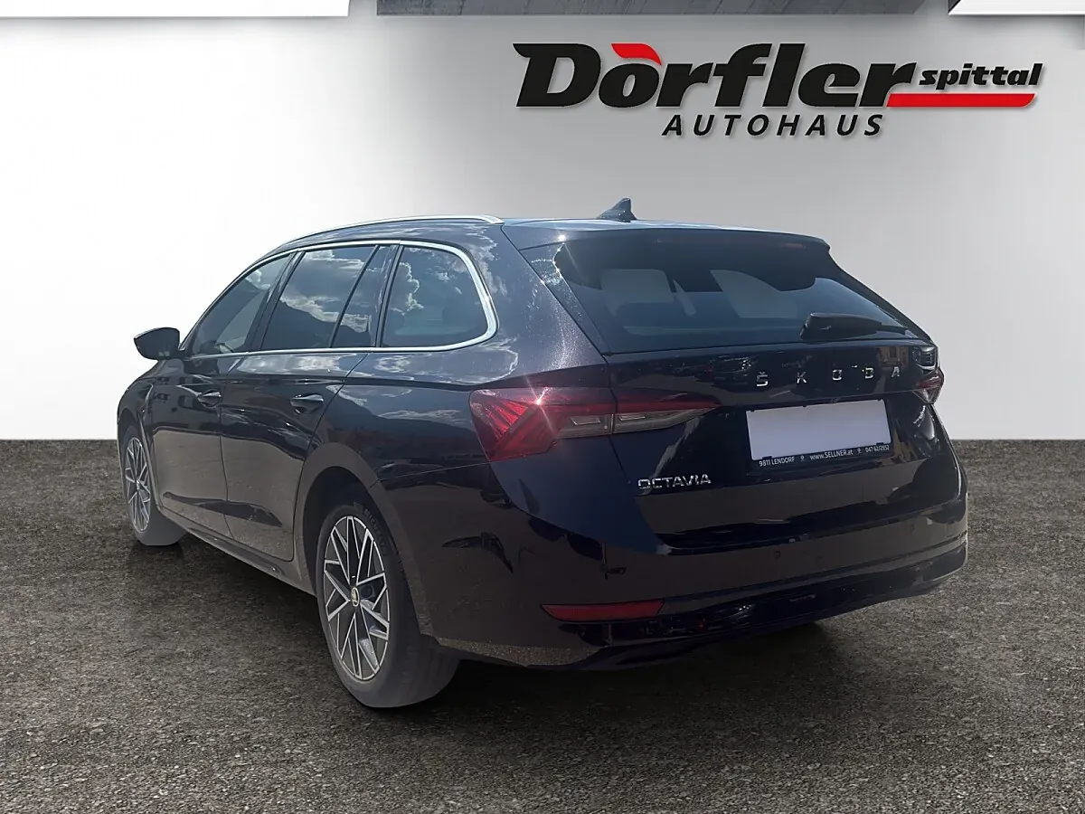 Skoda Octavia 2021 photo 3
