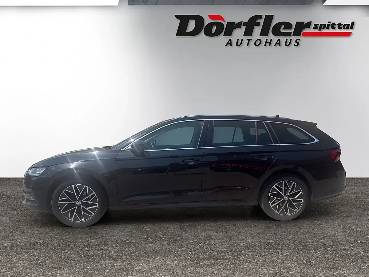 Skoda Octavia 2021 photo 2