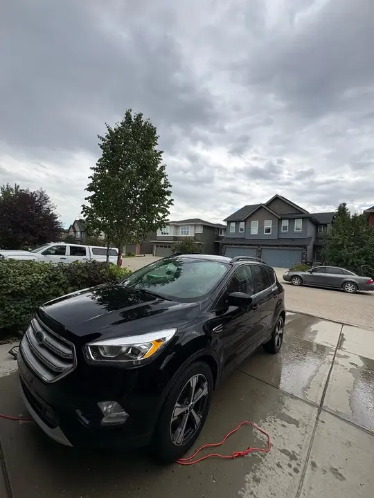 Ford Escape 2018 photo 2